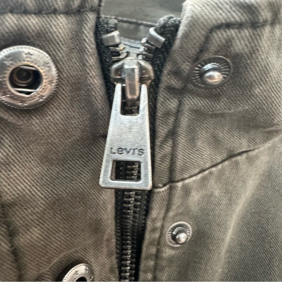 Levi's Khaki Utility Jacket with Star Patches Size M 100% cotton - Picture 5 of 10
